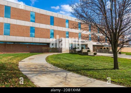 ROCHESTER, MI, USA - NOVEMBER 11: Kresge Library am 11. November 2020 an der Oakland University in Rochester, Michigan. Stockfoto