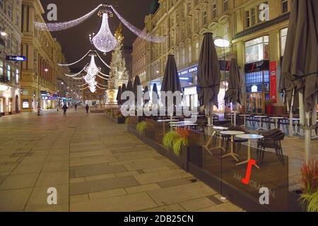 Covid 19: Wien vor der 2. Harten Sperre Wien, 13. November, 2020 Uhr Graben Weihaftertslight weltweit im Einsatz Stockfoto