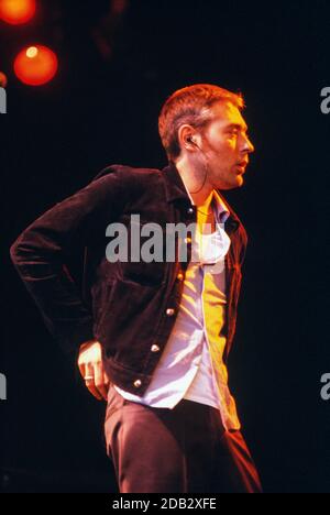 Die Tindersticks beim Guilfest, dem Guildford Festival 2001 Stockfoto