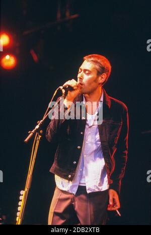 Die Tindersticks beim Guilfest, dem Guildford Festival 2001 Stockfoto