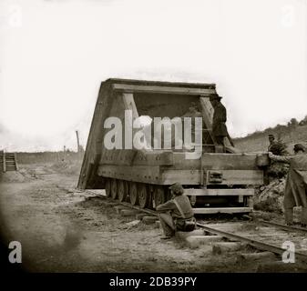 Petersburg, VA. Eisenbahngewehr und Besatzung. Stockfoto