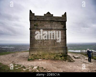 Blick auf Pike Tower, Rivington Pike, Lancashire Credit: Julian Brown Stockfoto