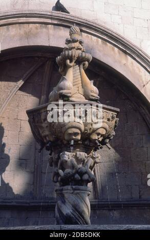 PEQUEÑA FUENTE DE ONOFRIO - SIGLO XV AUTOR: ONOFRIO DELLA CAVA. Lage: AUSSEN. DUBROVNIK. KROATIEN. Stockfoto