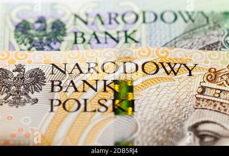 Neue Banknote im Wert von einhundert und zweihundert polnischen Zlotys, Nahaufnahme von Bargeld polnischen Geld Stockfoto