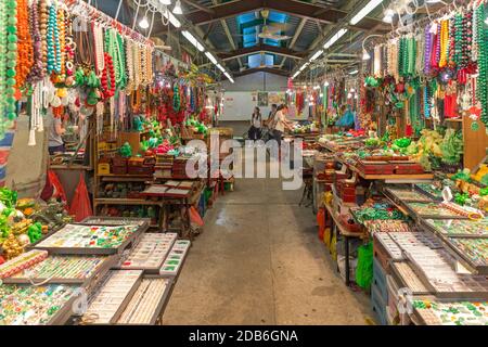 Hongkong, China - 26. April 2017: Ya Ma Tei Hawker Jade Market Interior in Hongkong, China. Stockfoto