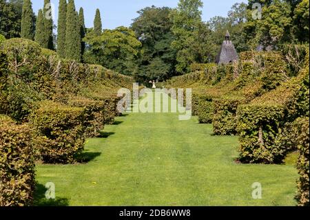 Eyrignac, Frankreich - 2. September 2018: Das malerische Jardins du Manoir d Eyrignac in der Dordogne. Frankreich Stockfoto