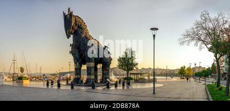 Canakkale, Türkei - 07.23.2019. Statue des Trojanischen Pferdes in Canakkale, Türkei, an einem Sommermorgen Stockfoto