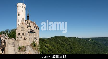 Schloss Lichtenstein in Deutschland horzontal Format Stockfoto