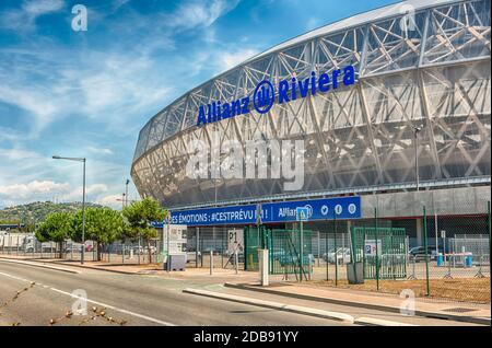 NIZZA, FRANKREICH - 16. AUGUST: Außenansicht der Allianz Riviera Stade de Nice, Cote d'Azur, Frankreich, am 16. August 2019. Im Stadion finden Heimspiele von O statt Stockfoto