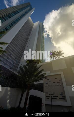 MIAMI, FL, USA - 15. NOVEMBER 2020: Biscayne Beach Miami Residences Building Stockfoto