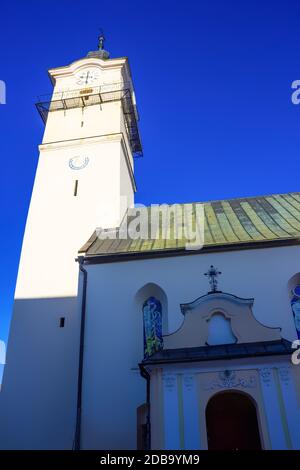 Poprad, Slowakei - 01. Januar 2020: Alte slowakische Kirche in der Stadt Spisska Sobota in Poprad Stockfoto