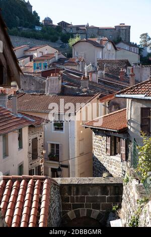 Blick auf die Stadt Le Puy en Velay in Frankreich in Europa Stockfoto