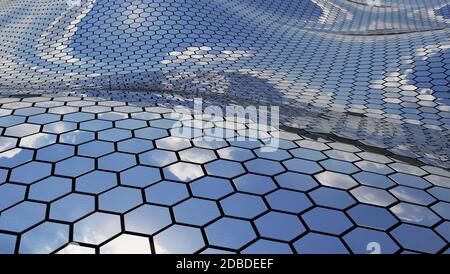 Futuristische wellige Chrom Oberfläche Hexagon Himmel Reflexion Muster, Gebäude Fassade realistische 3D Rendering Stockfoto