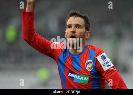 Jablonec Nad Nisou, Tschechische Republik. April 2013. 1.Gambrinus Liga, 25 rnd, FK Jablonec gegen FC Viktoria Plzen, 1:3, 27. April 2013, Jablonec nad Nisou, Tschechische Republik. Marek Bakos von Viktoria Pilsen. Pilsen an die Tabellenspitze der Tschechischen ersten Liga weitergeleitet. *** Lokale Bildunterschrift: Slavek Ruta/ZUMA Wire/Alamy Live News Stockfoto