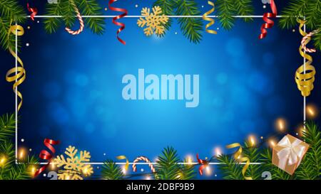Weihnachtshintergrund mit realistischen Kiefernästen, glänzenden Girlanden, Geschenkbox, Süßigkeiten, Glitzer Gold Schneeflocke, Lametta. Vorlage für Weihnachtsbanner Stock Vektor