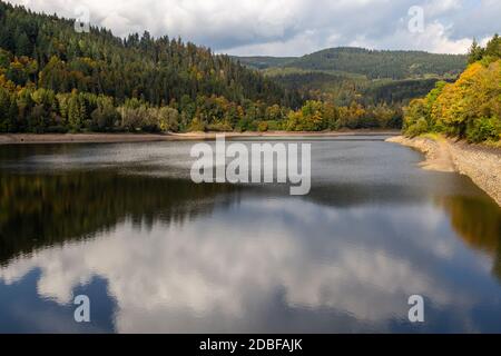 Idyllischer Blick auf den Alb-Wasserreservoir im Schwarzwald Stockfoto