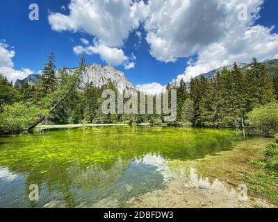 Grüner See Österreich, temporärer See mit Schmelzwasser in Österreich Stockfoto