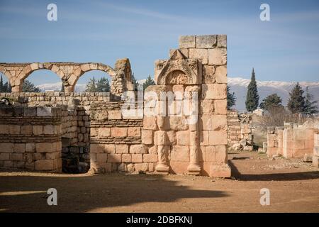 Anjar Umayyad Palast befindet sich auf einer ehemaligen römischen Siedlung mit Thermalbädern, einer Moschee und einem Palast, jetzt ein Weltkulturerbe in Anjar, Bekaa Valley, Ba Stockfoto