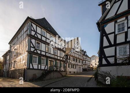 Freudenberg, der „Alte Flecken“ ganz in Fachwerkbauweise errichtete Innenstadt Stockfoto