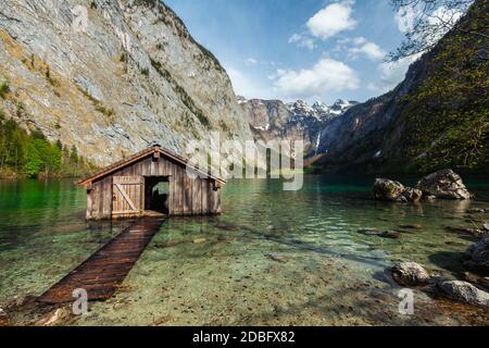 Bootsanlegestelle am Obersee. Bayern, Deutschland Stockfoto