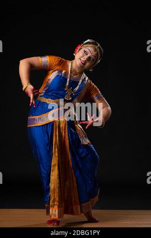 Kuchipudi Tänzerin in Alapapdam Mudra Stockfoto