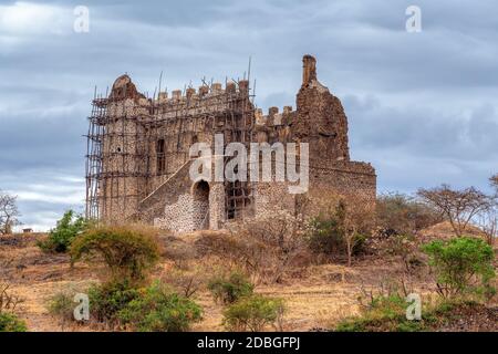 Ruinen von Guzara Königspalast auf strategischen Hügel in der Nähe von Gondar Stadt, Äthiopien Afrika Stockfoto