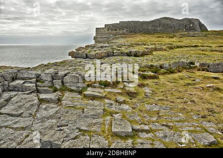 Dún Aonghasa die größte prähistorische Stein fort auf Inishmore in den Aran Inseln, County Galway, Republik von Irland Stockfoto