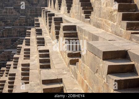 Detail von Chand Baori, Rajasthan, tiefste und größte Stufenabgängen in Indien Stockfoto