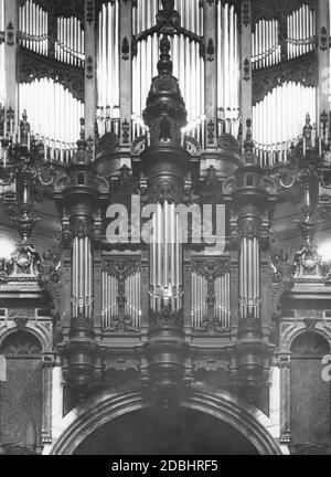 Das Foto von 1932 zeigt die große Orgel im Berliner Dom, die in der Sauer Orgelbauwerkstatt entstanden ist. Stockfoto