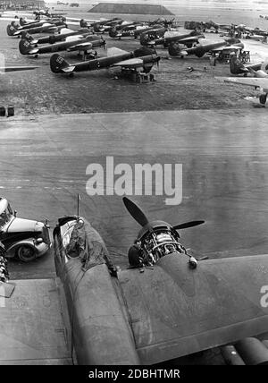 Junkers Ju 88 Tauchjäger warten auf Inspektion. Stockfoto