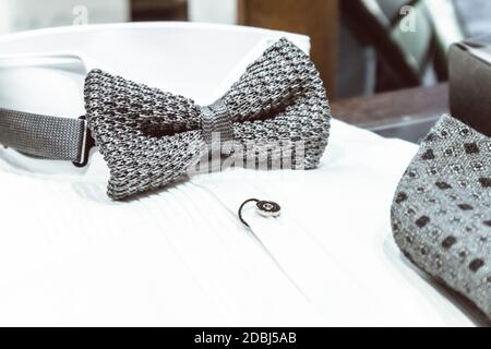Herren Accessoires Riemen Manschettenknöpfe Fliege Schmetterling Hemd Luxus Hochzeit Mode Stockfoto