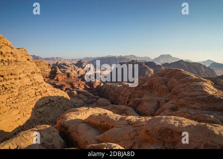 Wadi Rum Dessert bei Sonnenuntergang, Jordanien Stockfoto