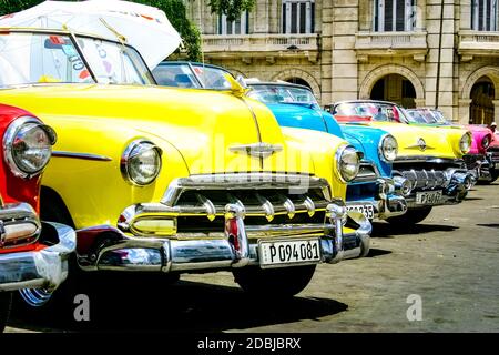 15. Juli 2019 - Havanna Kuba. Altes Retro-Auto in Havanna Stockfoto