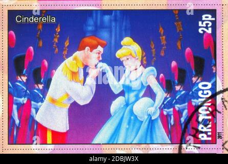 TONGO - UM 2011: Briefmarke gedruckt von Tongo, zeigt Walt Disney Zeichentrickfigur, Cinderella, um 2011 Stockfoto
