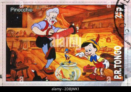 TONGO - UM 2011: Briefmarke gedruckt von Tongo, zeigt Walt Disney Zeichentrickfigur, Pinocchio, um 2011 Stockfoto