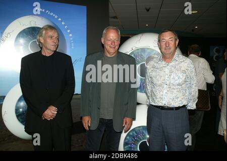 Pink Floyd bei der Vorstellung ihrer Pulse DVD im Warner West End, London 3. Juli 2006: Links Rick Wright, David Gilmour und Nick Mason Stockfoto