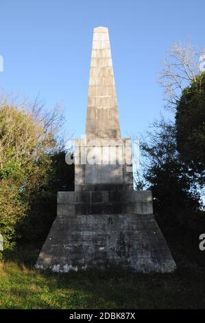 Das Martyrs' Memorial steht auf dem Cliffe Hill in der Stadt Lewes in East Sussex. Es erinnert an die 17 protestantischen Märtyrer, die in der Stadt zu Tode verbrannt wurden. Stockfoto