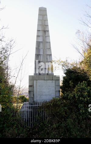 Das Martyrs' Memorial steht auf dem Cliffe Hill in der Stadt Lewes in East Sussex. Es erinnert an die 17 protestantischen Märtyrer, die in der Stadt zu Tode verbrannt wurden. Stockfoto