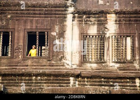 Tourist insideÃ‚Â Angkor WatÃ‚Â Tempel, Siem Reap, Kambodscha Stockfoto