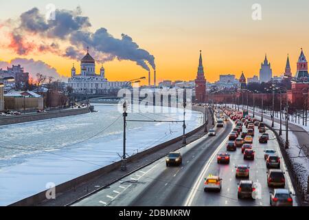 Sonnenuntergang über der Moskwa, Moskau Stockfoto