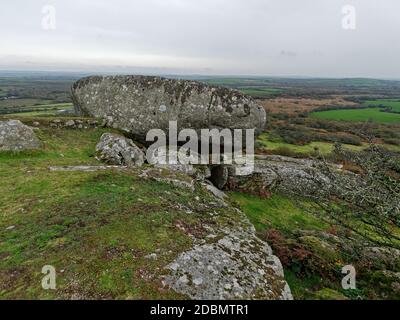 Helman Tor, Bodmin,, Lanlivery, der Saints Way führt durch das Helman Tor Nature Reserve und das prähistorische Hügelfort, Cornwall, Großbritannien, 17. November 202 Stockfoto