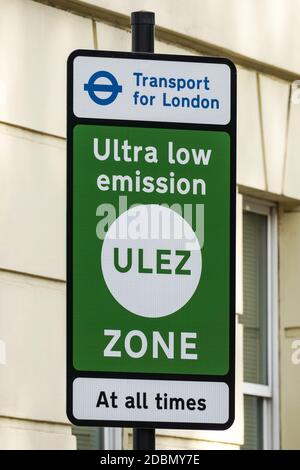 Ultra Low Emission Zone Zeichen, London England Vereinigtes Königreich Großbritannien Stockfoto