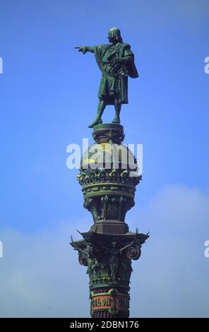 BARCELONA, SPANIEN - Statue auf dem Turm des Entdeckers Christoph Kolumbus, auch bekannt als Colon. Stockfoto