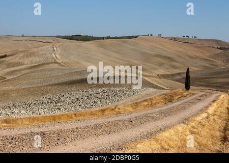 Pienza, Italien - 13. September 2011: Die ländliche Landschaft bei Pienza in der Toskana. Italien Stockfoto