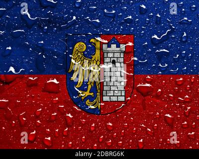 Flagge von Gliwice mit Regen fällt Stockfoto