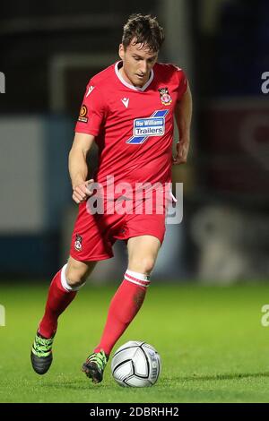 HARTLEPOOL, ENGLAND. 17. NOVEMBER Luke Young von Wrexham während des Vanarama National League-Spiels zwischen Hartlepool United und Wrexham im Victoria Park, Hartlepool am Dienstag, 17. November 2020. (Kredit: Mark Fletcher - MI News ) Kredit: MI Nachrichten & Sport /Alamy Live Nachrichten Stockfoto