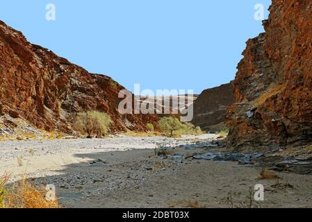 Auf dem Weg nach Sossusvlei in Namibia, am Rande des Namib-Naukluft Nationalparks Stockfoto