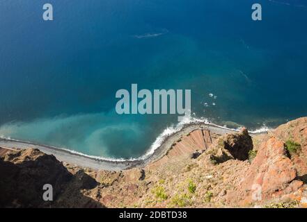 Die Felswand von Cabo Girao, direkt vom Aussichtspunkt aus gesehen. Madeira. Portugal Stockfoto