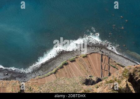 Die Felswand von Cabo Girao, direkt vom Aussichtspunkt aus gesehen. Madeira. Portugal Stockfoto