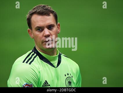 Sevilla, Spanien. November 2020. Manuel Neuer von Deutschland reagiert nach dem Gruppenspiel der UEFA Nations League zwischen Spanien und Deutschland im Estadio La Cartuja in Sevilla, Spanien, 17. November 2020. Quelle: Pablo Morano/Xinhua/Alamy Live News Stockfoto